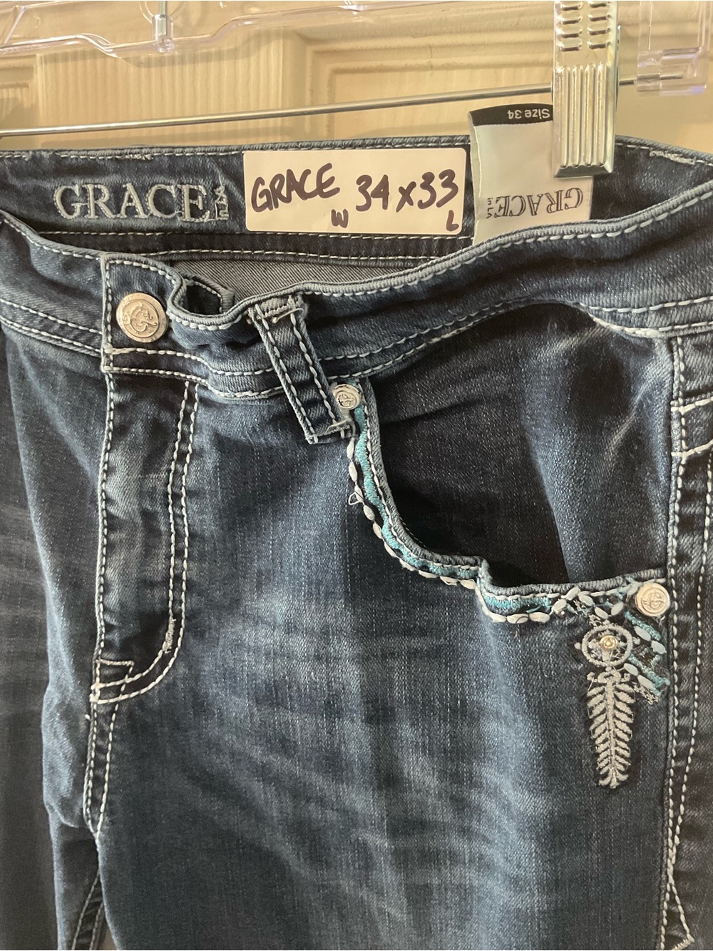 Grace in LA W34x33L Dark Blue Jeans with Turquoise Feather Embroidery